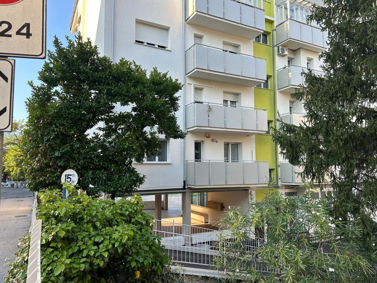 Residence Biancoverde Rovereto  Eksteriør billede